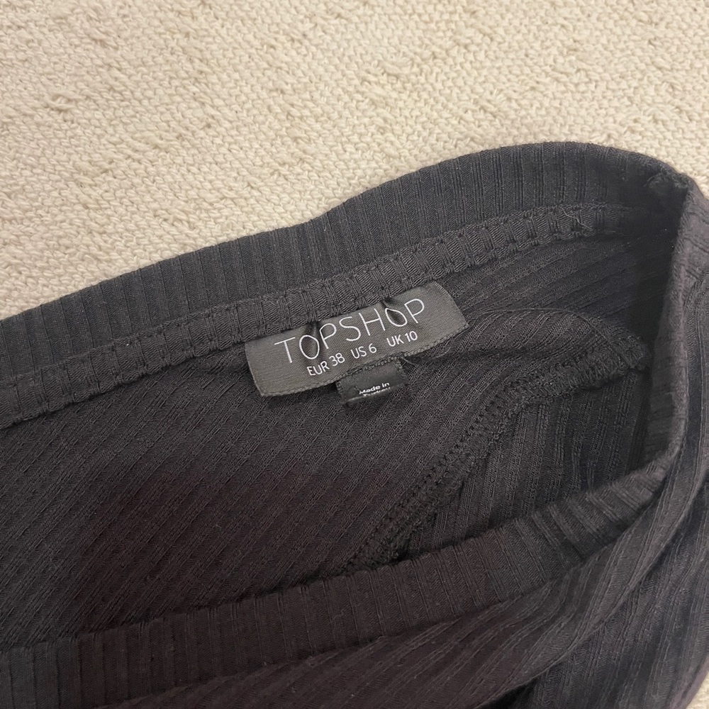 Topshop Ribbed Top - Picture 4 of 4